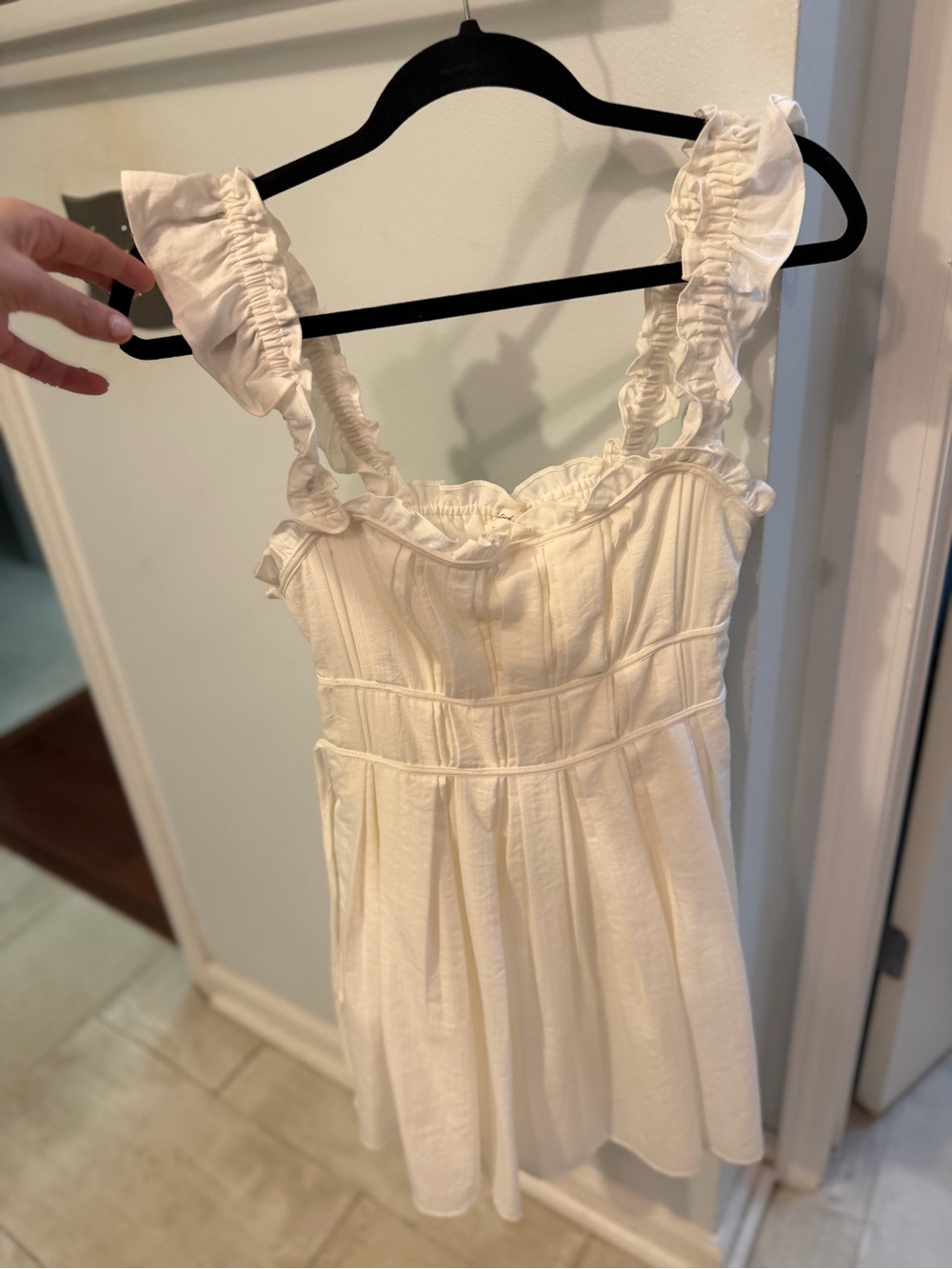 White Ruffled Sundress - Sleeveless Cotton Look